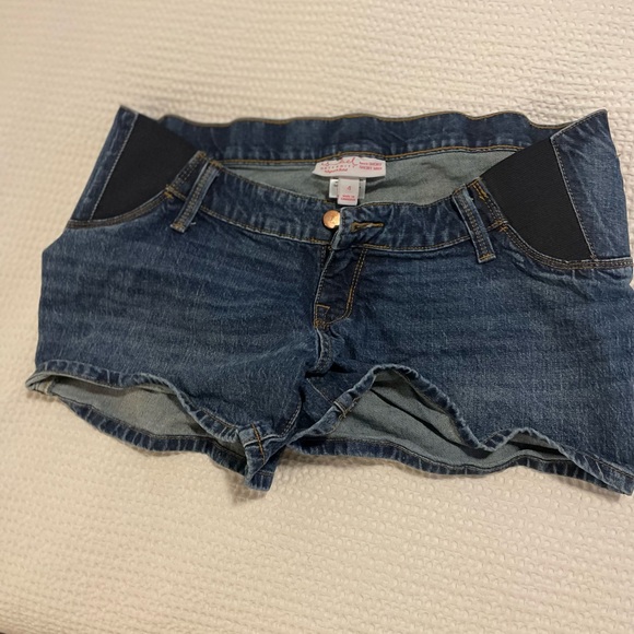 Maternity side panel shorts - Picture 1 of 2